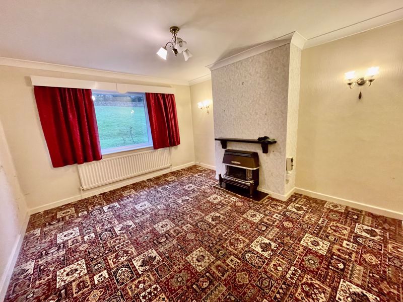 Lounge- click for photo gallery